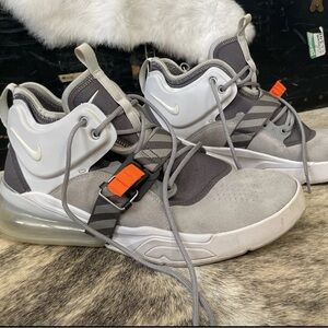 Nike Air Force 270 Wold Grey Shoes